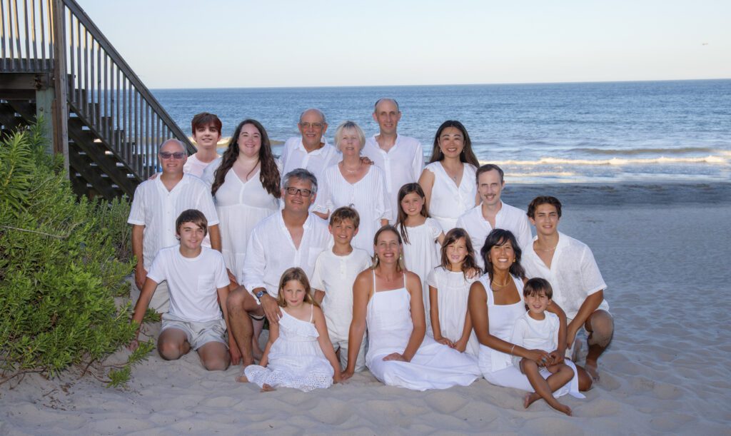 large-family-beach-portraits-corolla-nc
